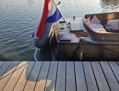 Onderhoud van vlonderplanken: zo blijven ze jarenlang mooi.